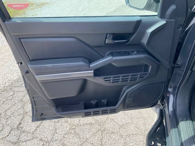Certified 2024 Toyota Tacoma SR5 AWD/4WD image 16