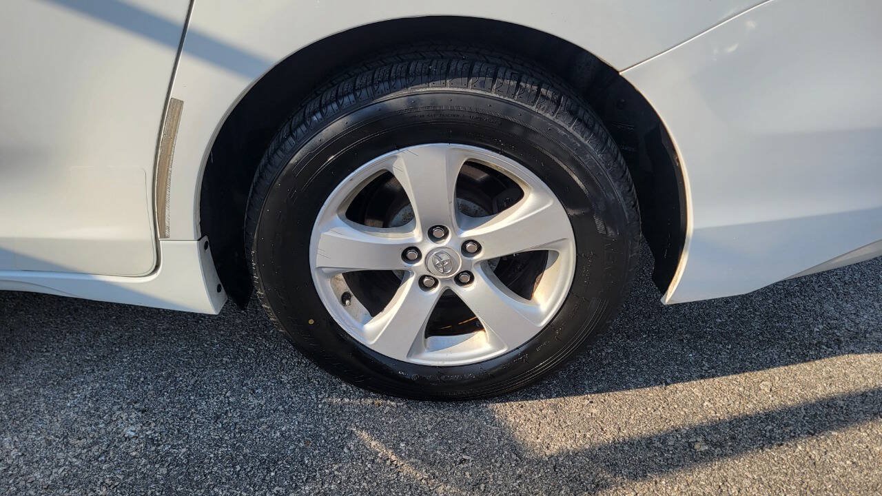 Used 2014 Toyota Sienna L FWD image 22