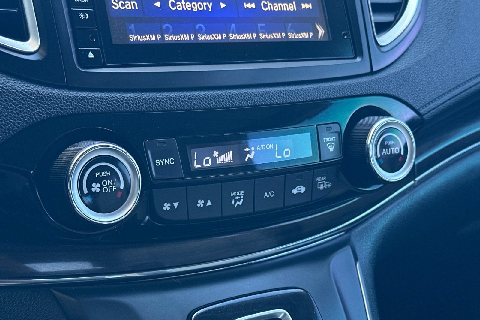 Used 2016 Honda CR-V EX-L image 20