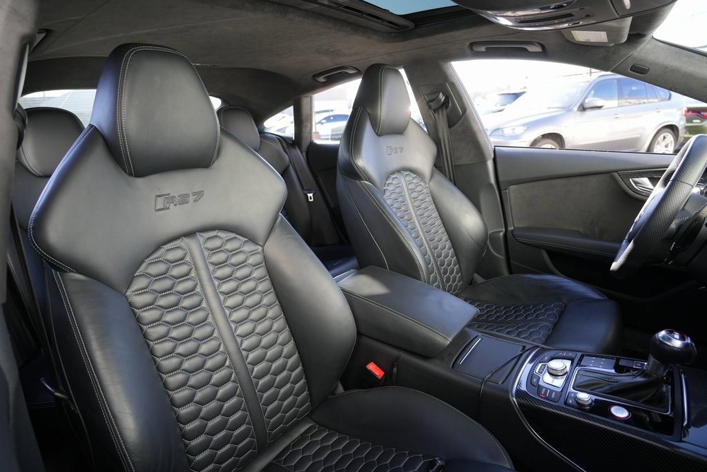 Used 2017 Audi RS 7 Prestige image 29
