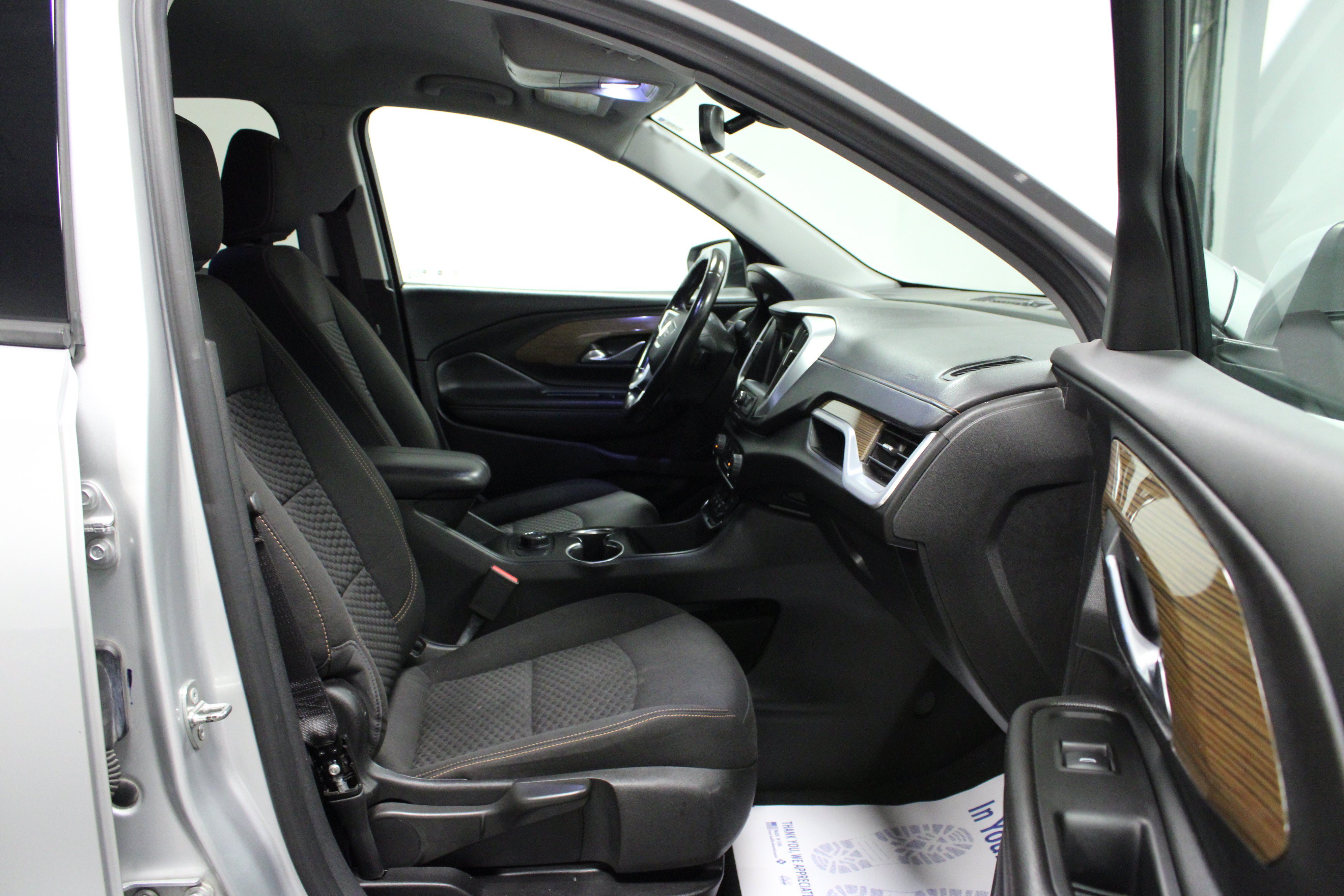 Used 2019 GMC Terrain SLE FWD image 16