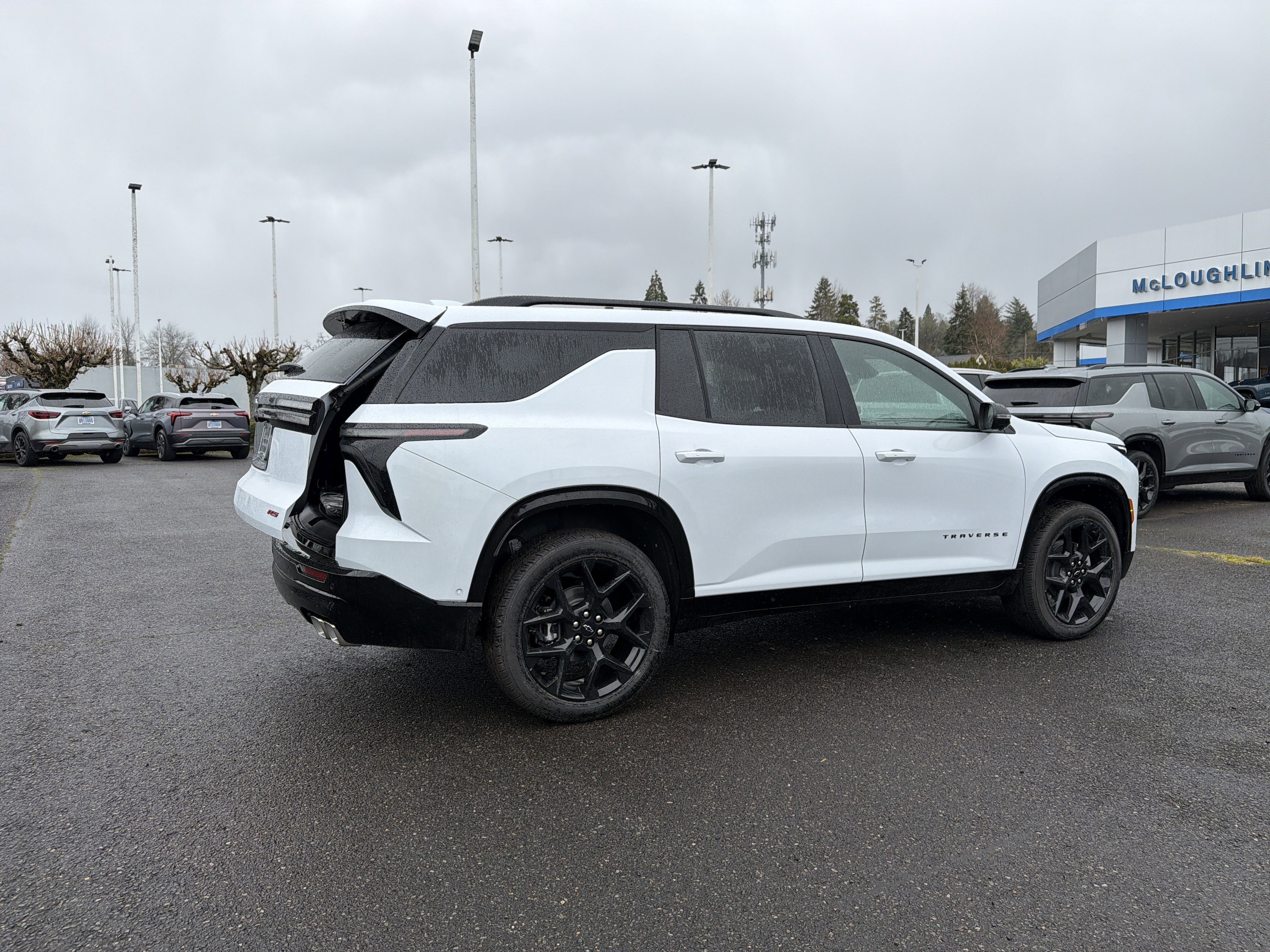 New 2026 Chevrolet Traverse RS image 6