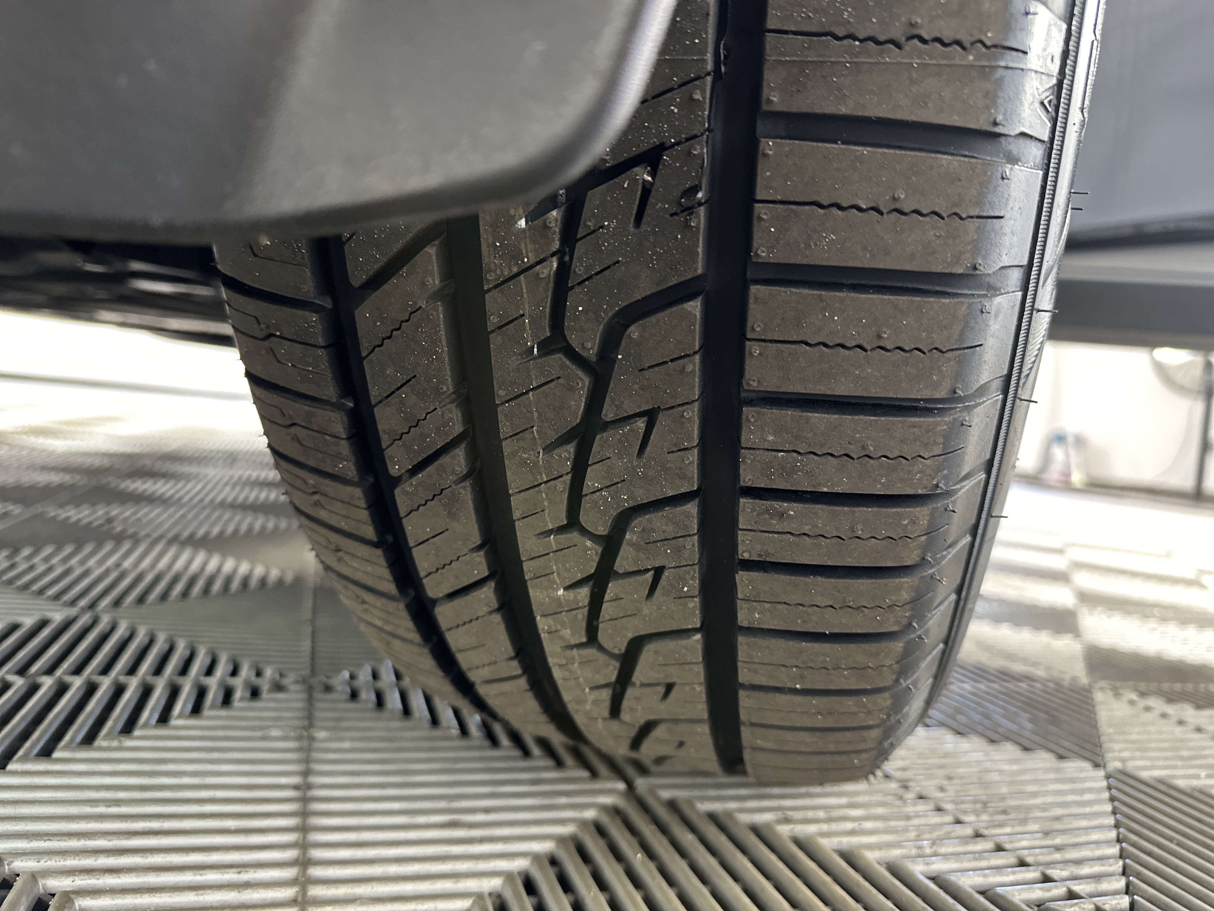 Certified 2025 Nissan Rogue SV w/ SV Premium Package image 12