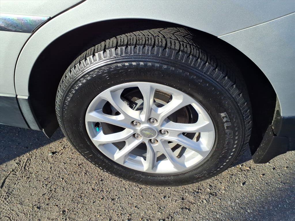 Used 2019 Chevrolet Equinox LS w/ LS Convenience Package image 15