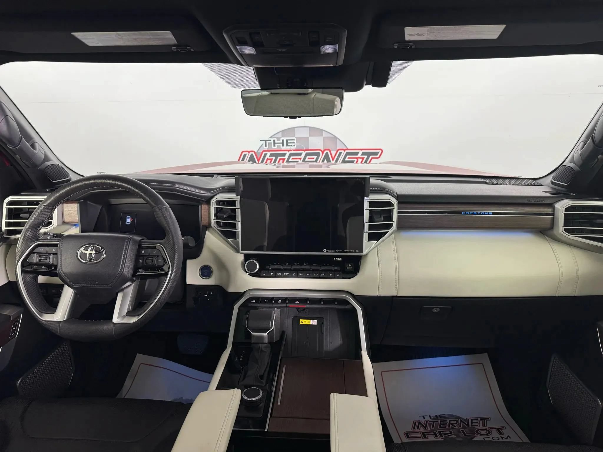Used 2023 Toyota Sequoia Capstone AWD/4WD image 11