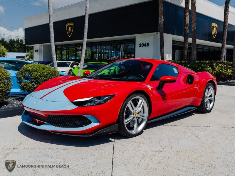 Used 2023 Ferrari 296 GTS RWD image 2