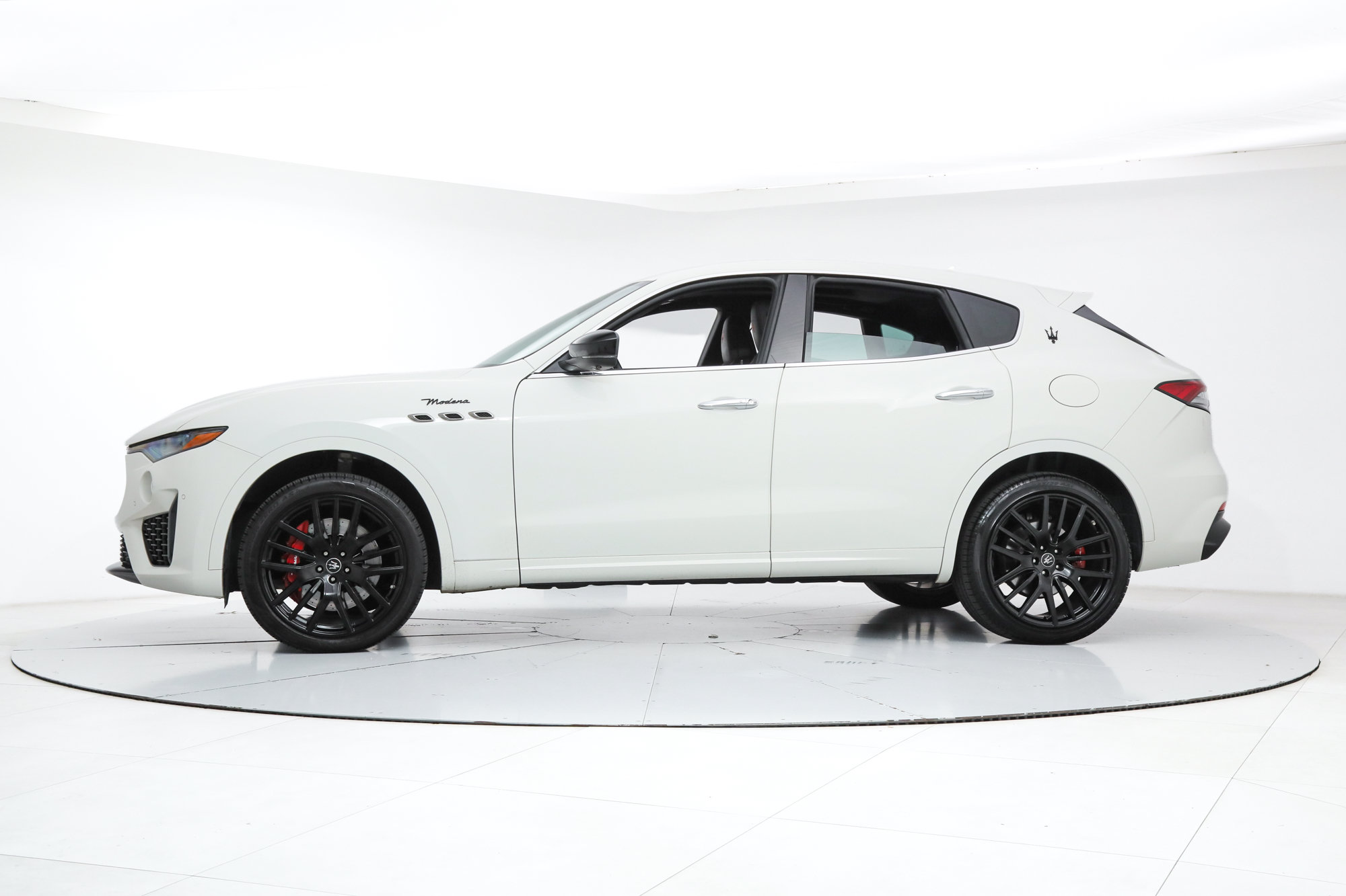 Certified 2024 Maserati Levante Modena Ultima AWD/4WD image 2