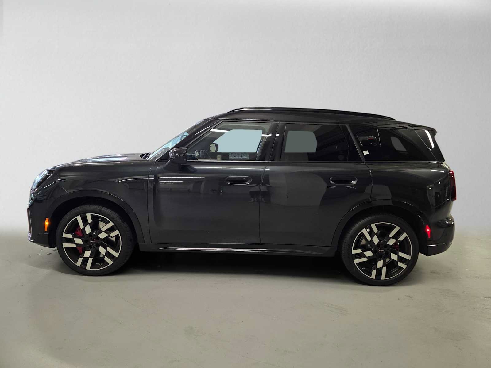 Used 2025 MINI Cooper Countryman John Cooper Works AWD/4WD image 2