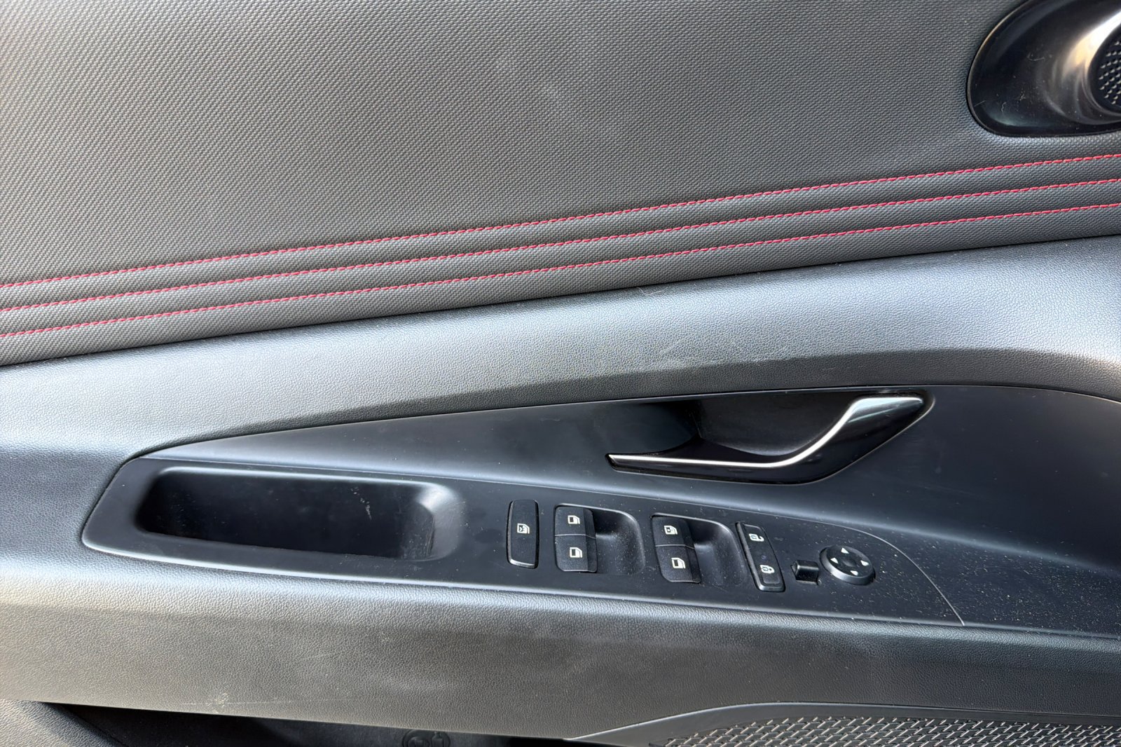 Used 2022 Hyundai Elantra N Line FWD image 13