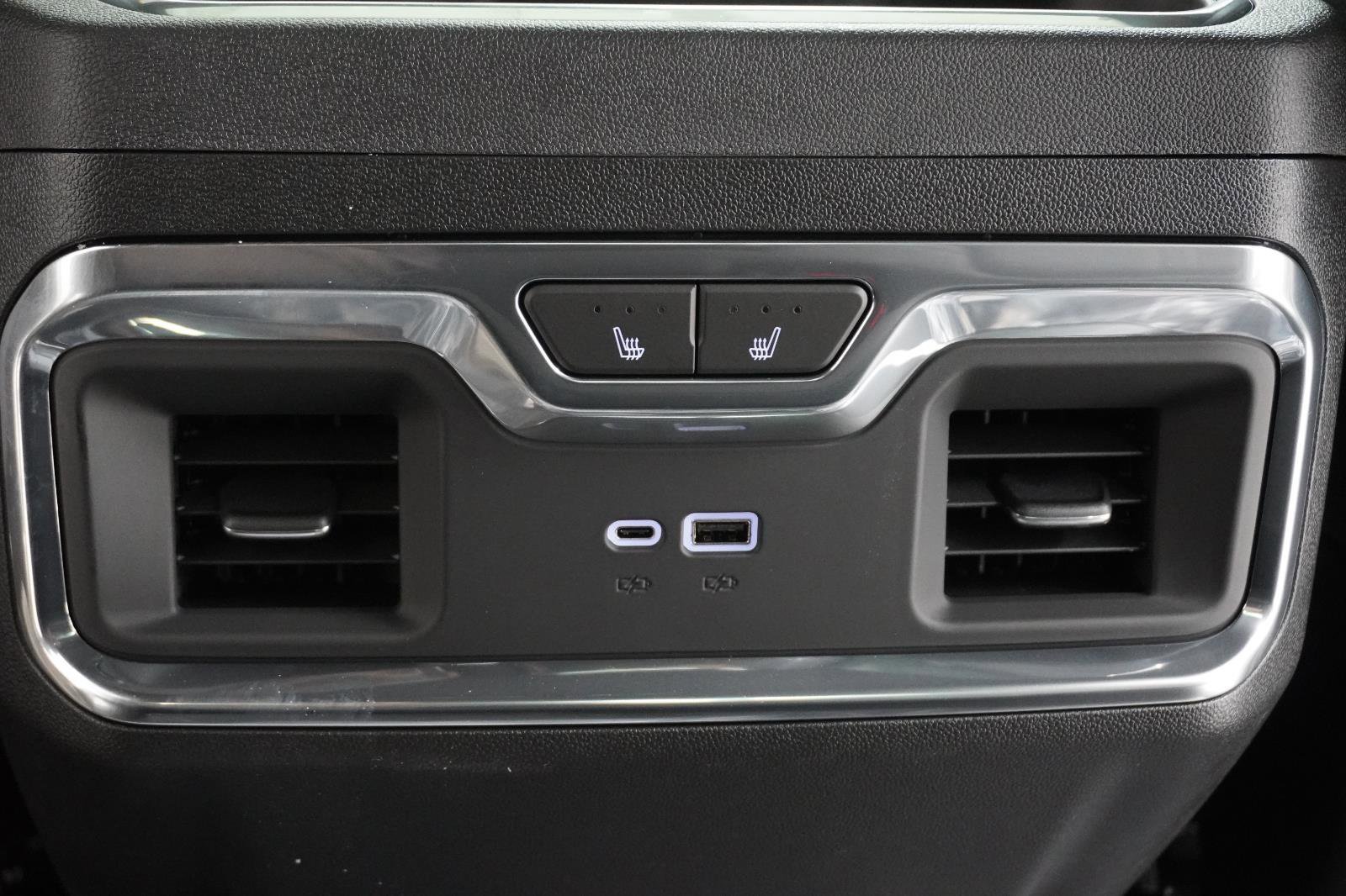 New 2026 Chevrolet Silverado 2500 High Country w/ High Country Premium Package image 36