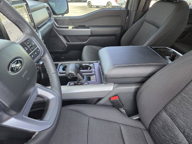 New 2026 Ford F150 XLT w/ Equipment Group 302A MID AWD/4WD image 24