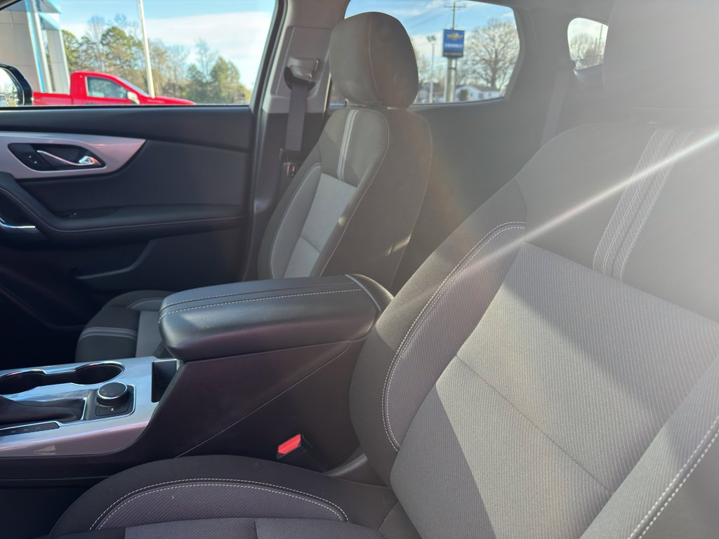 Used 2024 Chevrolet Blazer LT w/ Convenience Package FWD image 9