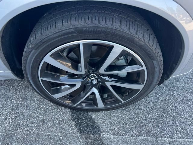 Used 2023 Volvo XC90 B5 Plus w/ Protection Package Premier AWD/4WD image 7