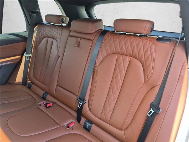 New 2026 BMW X5 xDrive50e w/ M Sport Package AWD/4WD image 16