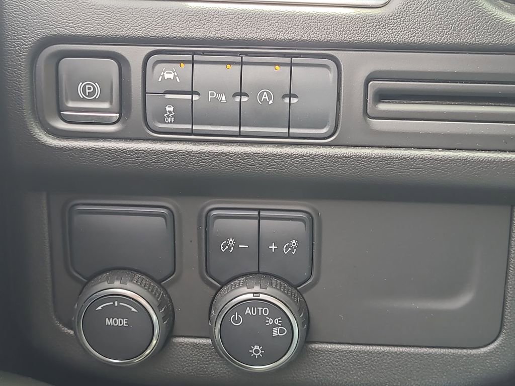 Used 2024 Chevrolet Tahoe LT RWD image 18