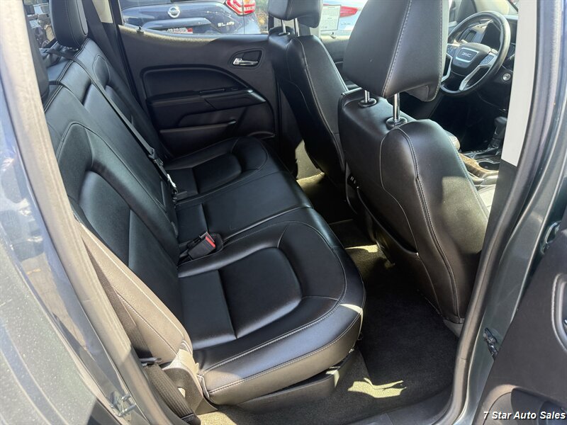 Used 2015 GMC Canyon SLT w/ Driver Alert Package RWD image 16