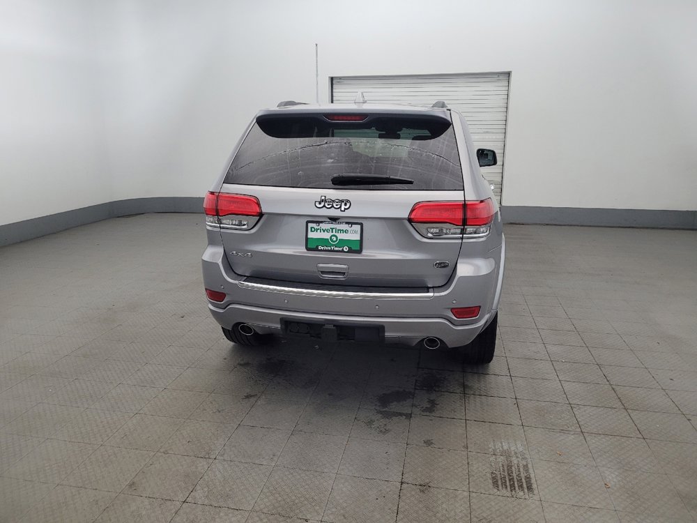 Used 2018 Jeep Grand Cherokee Overland AWD/4WD image 7