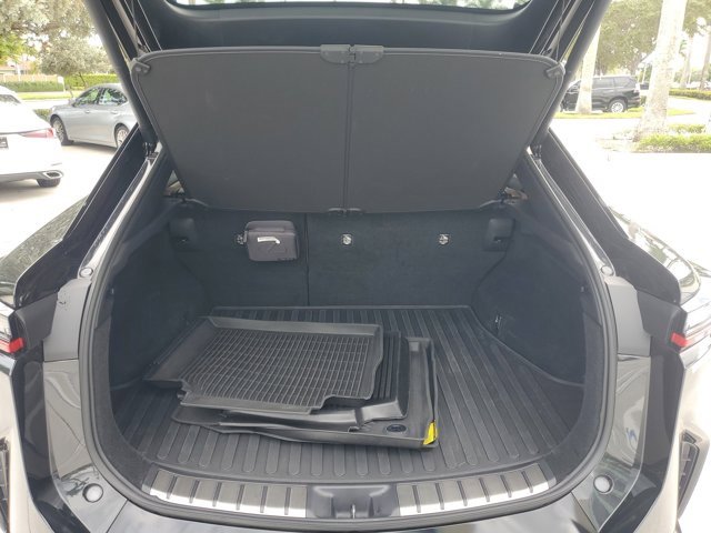 Used 2024 Lexus RZ 300e Premium image 15