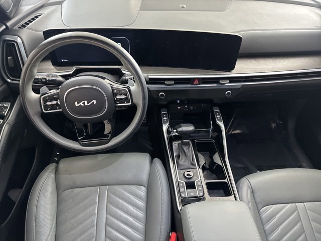 Used 2024 Kia Sorento SX Prestige w/ Sage Leather Package image 24