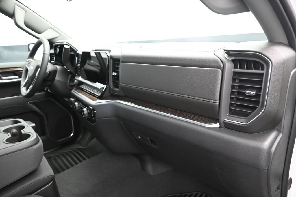 New 2026 Chevrolet Silverado 1500 LT AWD/4WD image 24