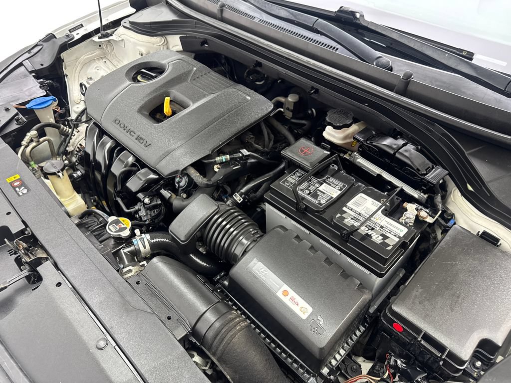 Used 2019 Hyundai Elantra SE FWD image 60