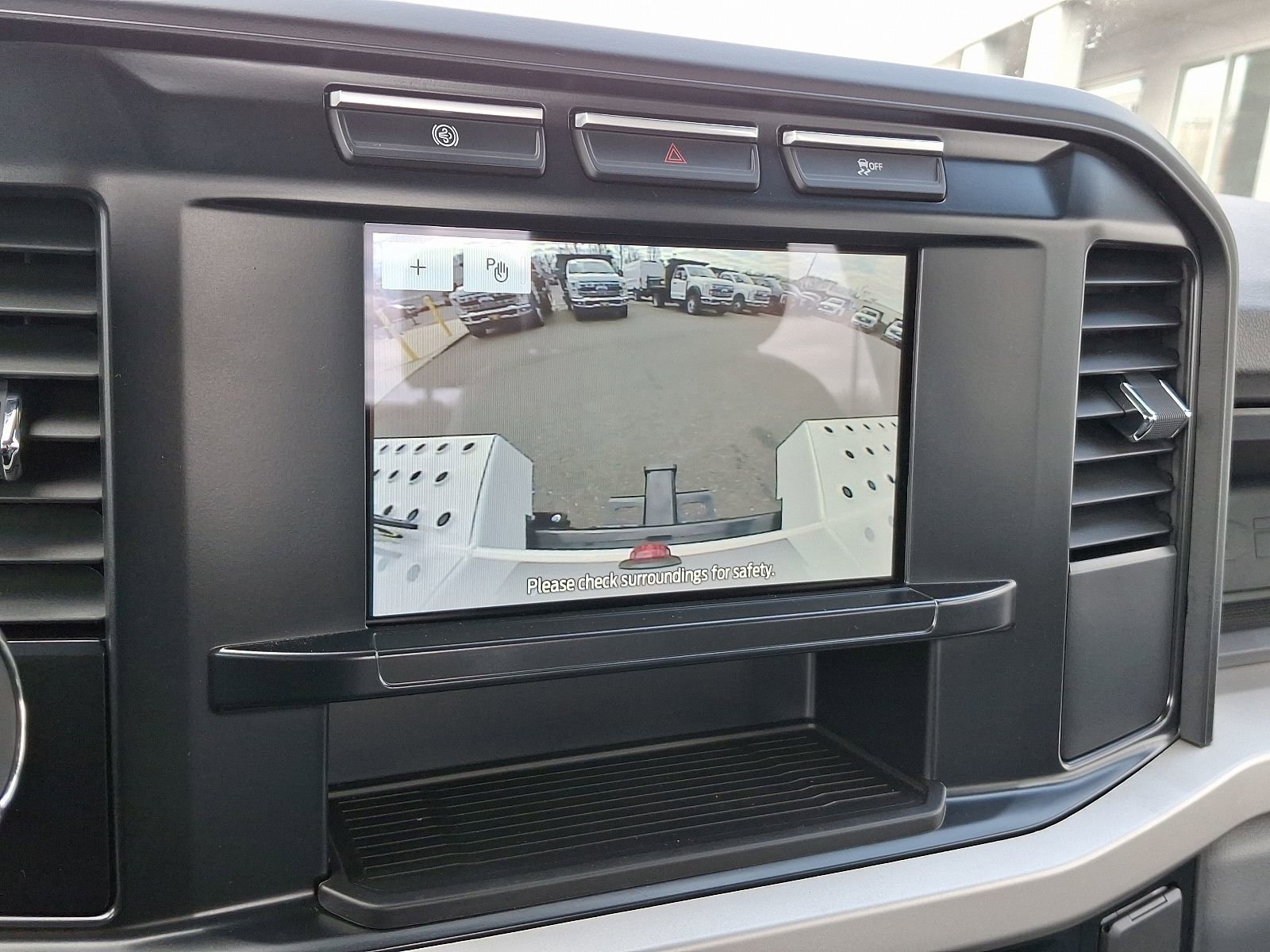 New 2024 Ford F550 2WD SuperCab Super Duty image 11