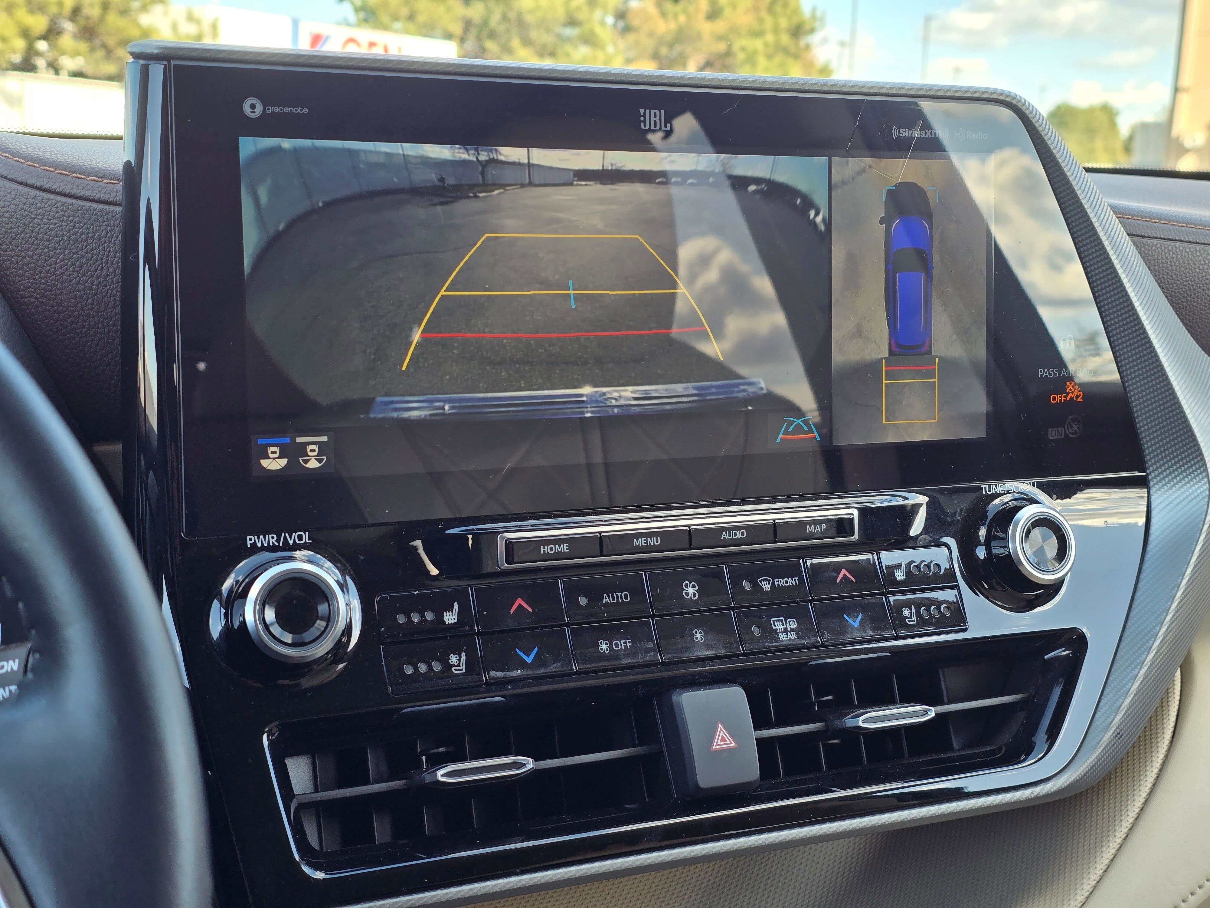 Used 2020 Toyota Highlander Platinum image 20