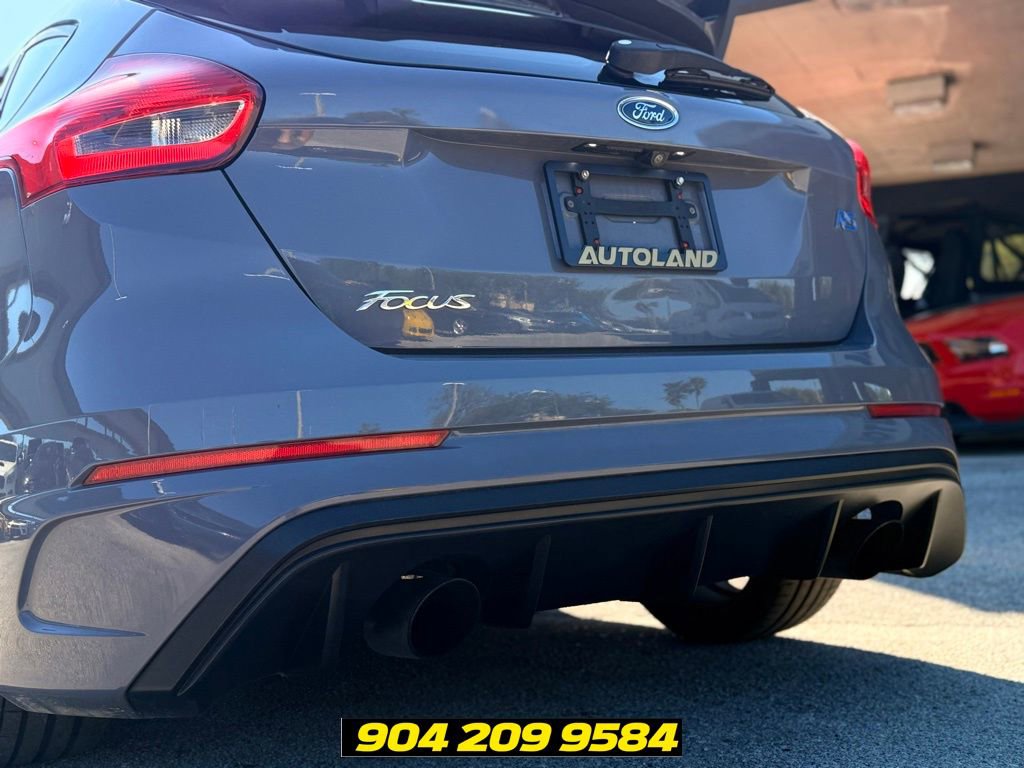 Used 2017 Ford Focus RS AWD/4WD image 12