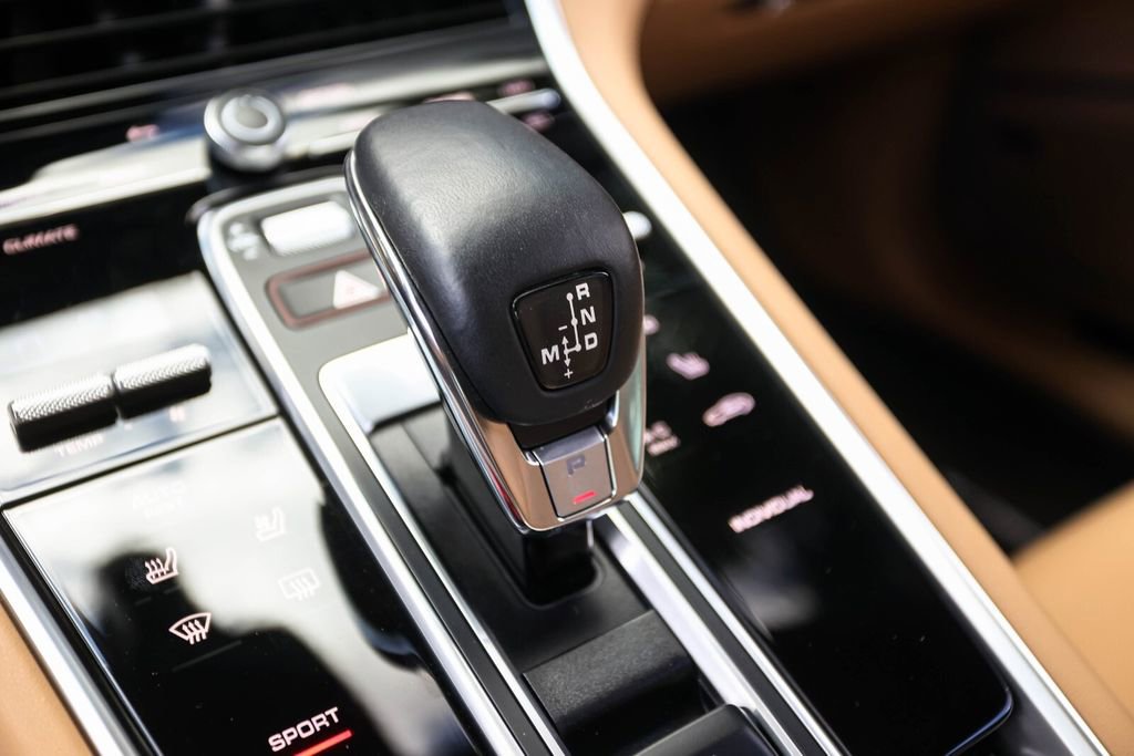 Used 2023 Porsche Panamera Platinum Edition image 33