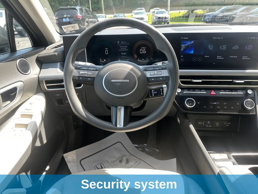 Used 2025 Hyundai Sonata SEL FWD image 17