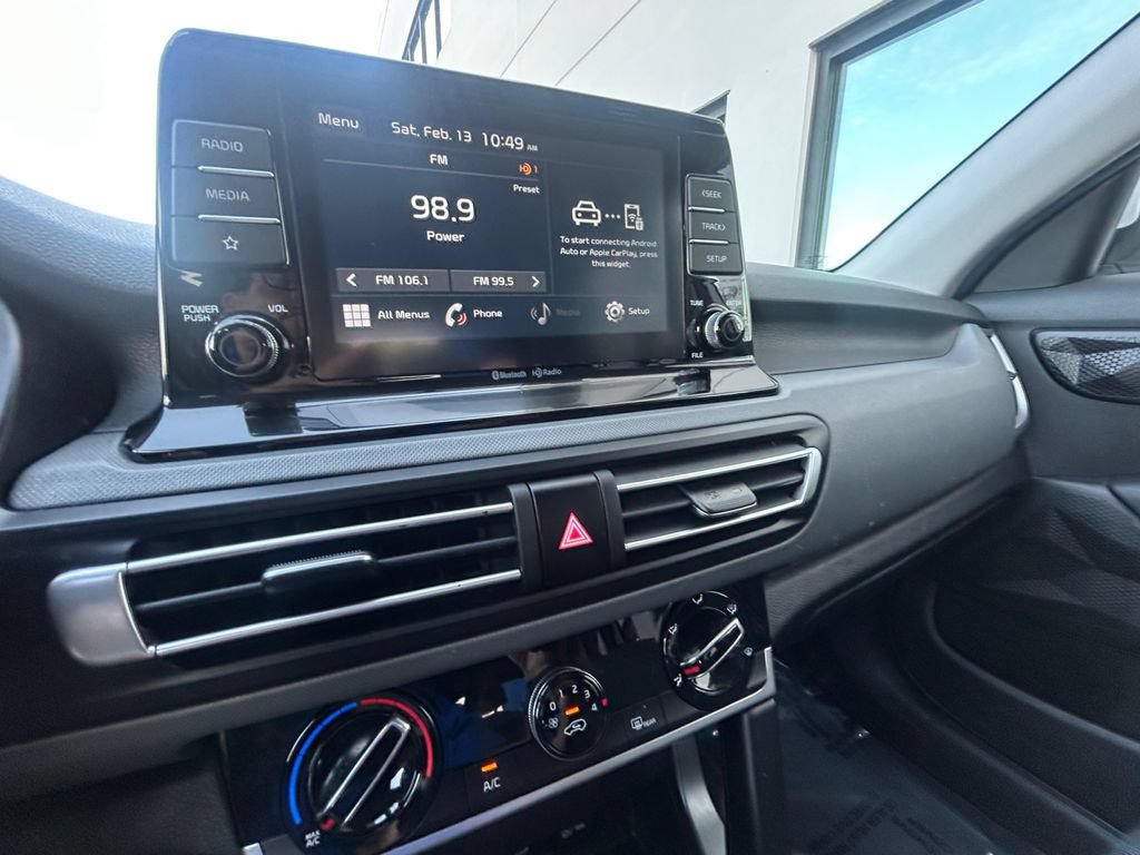 Used 2021 Kia Seltos LX AWD/4WD image 16
