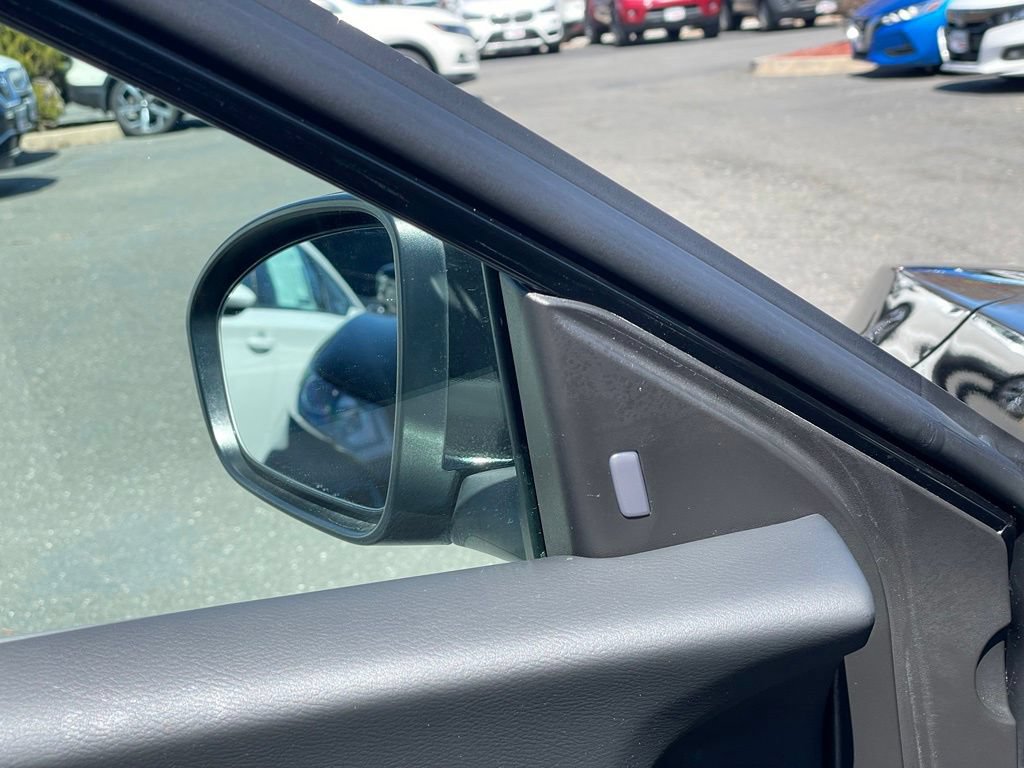 Certified 2021 Nissan Sentra SV FWD image 14
