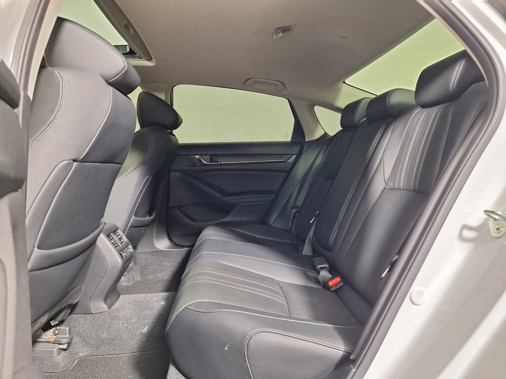 Used 2022 Honda Accord Touring image 10
