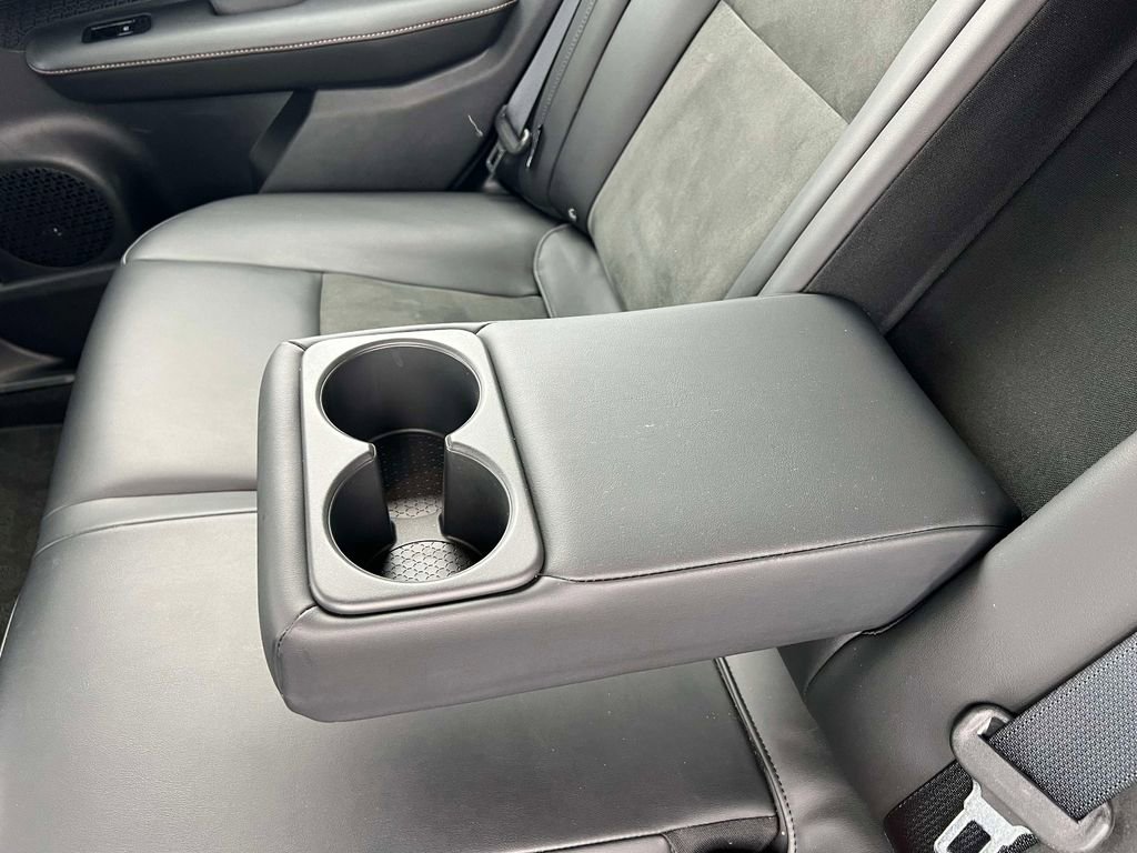 Used 2024 Nissan Ariya FWD image 15