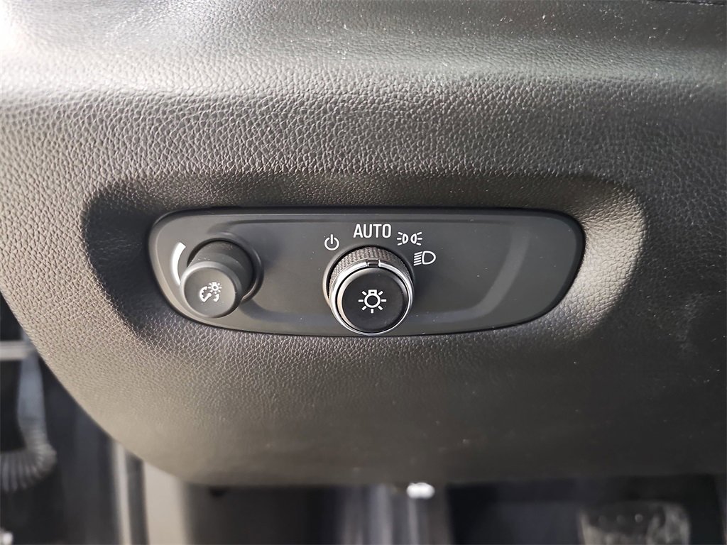 Certified 2023 Chevrolet Traverse High Country w/ LPO, Floor Liner Package image 32