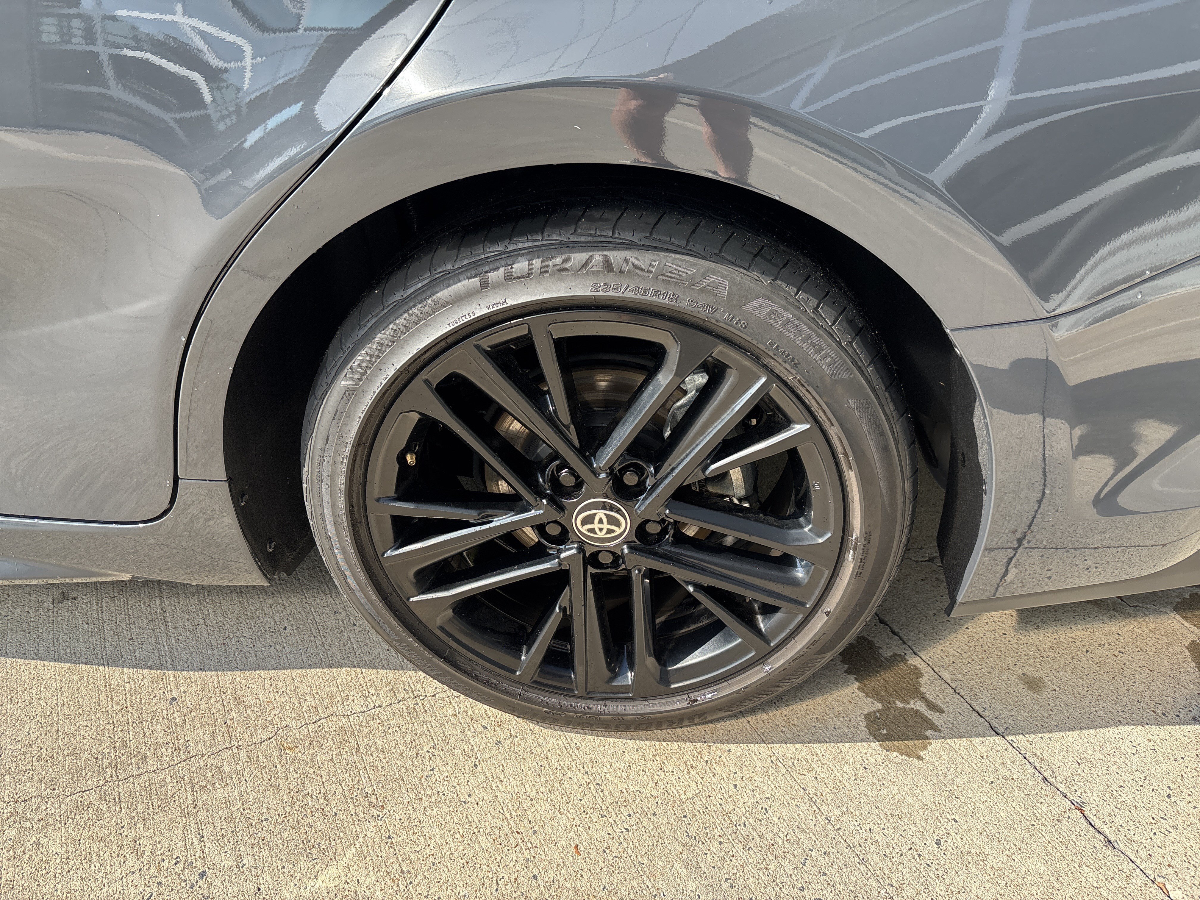 Used 2025 Toyota Camry SE FWD image 33