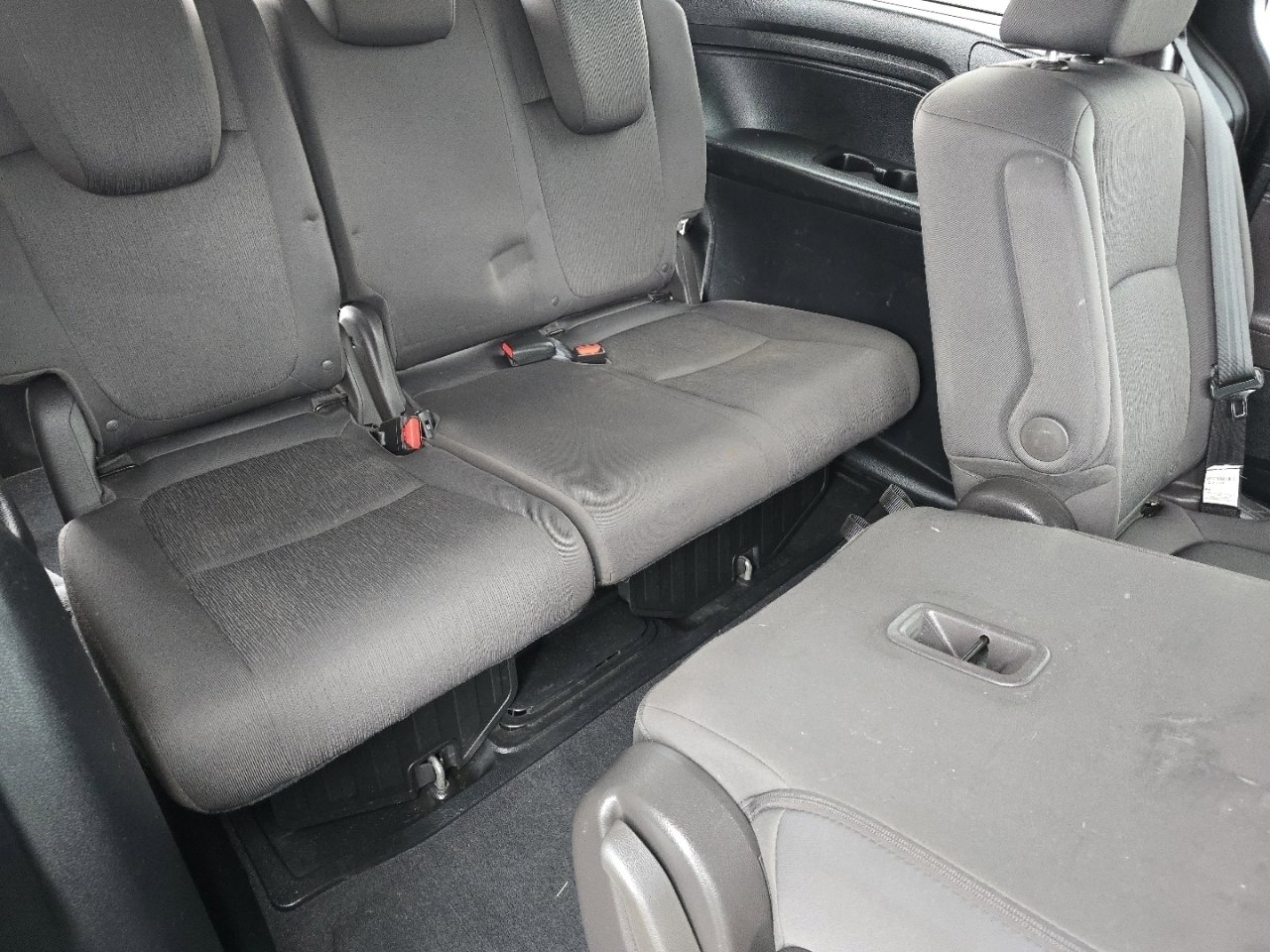 Used 2021 Honda Odyssey EX image 25