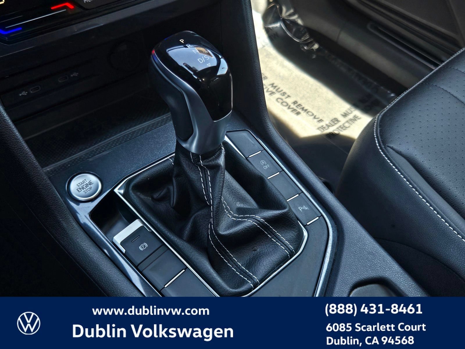 Certified 2023 Volkswagen Tiguan SE R-Line FWD image 17