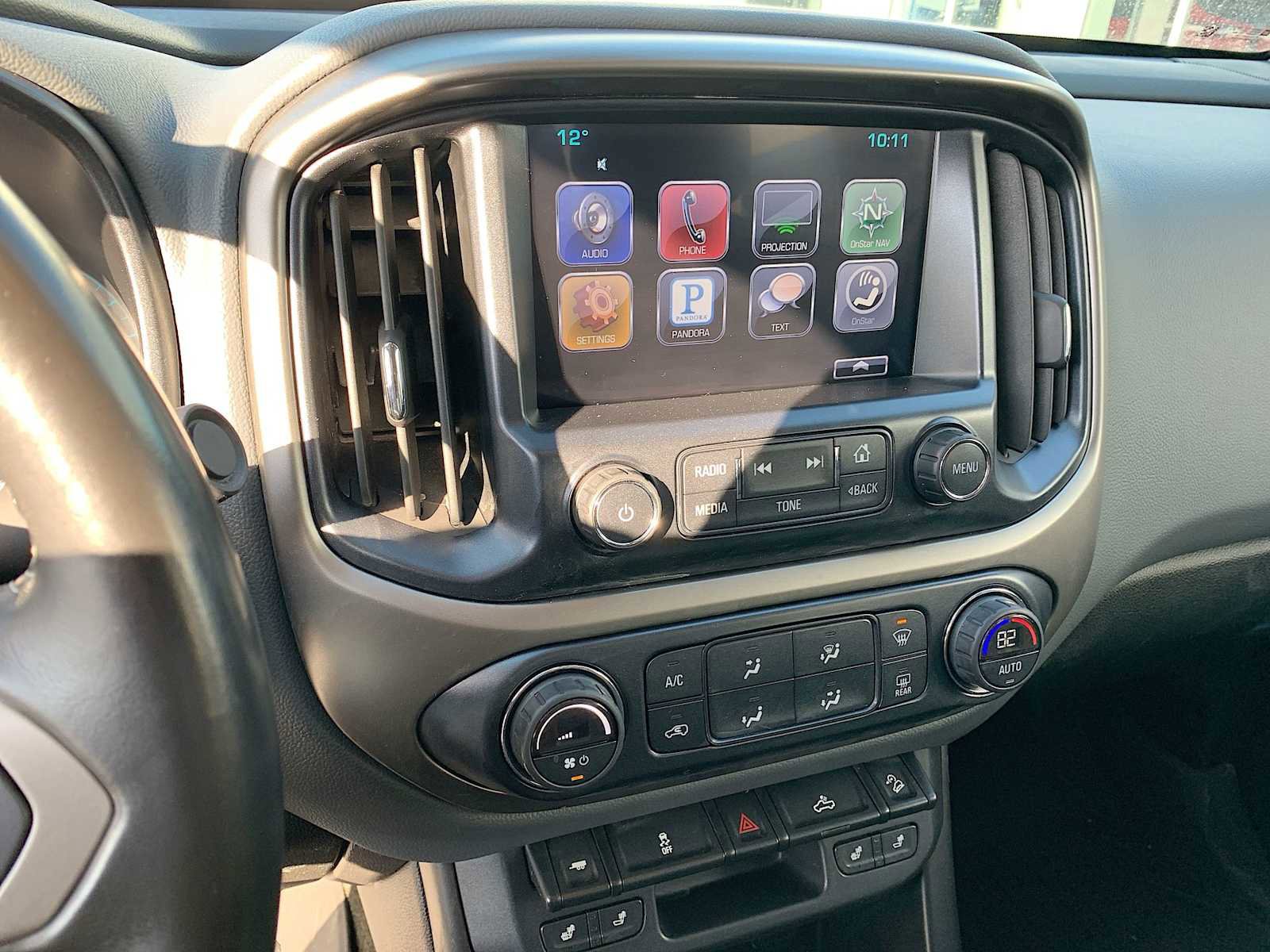 Certified 2016 Chevrolet Colorado Z71 w/ Z71 Midnight Edition image 13