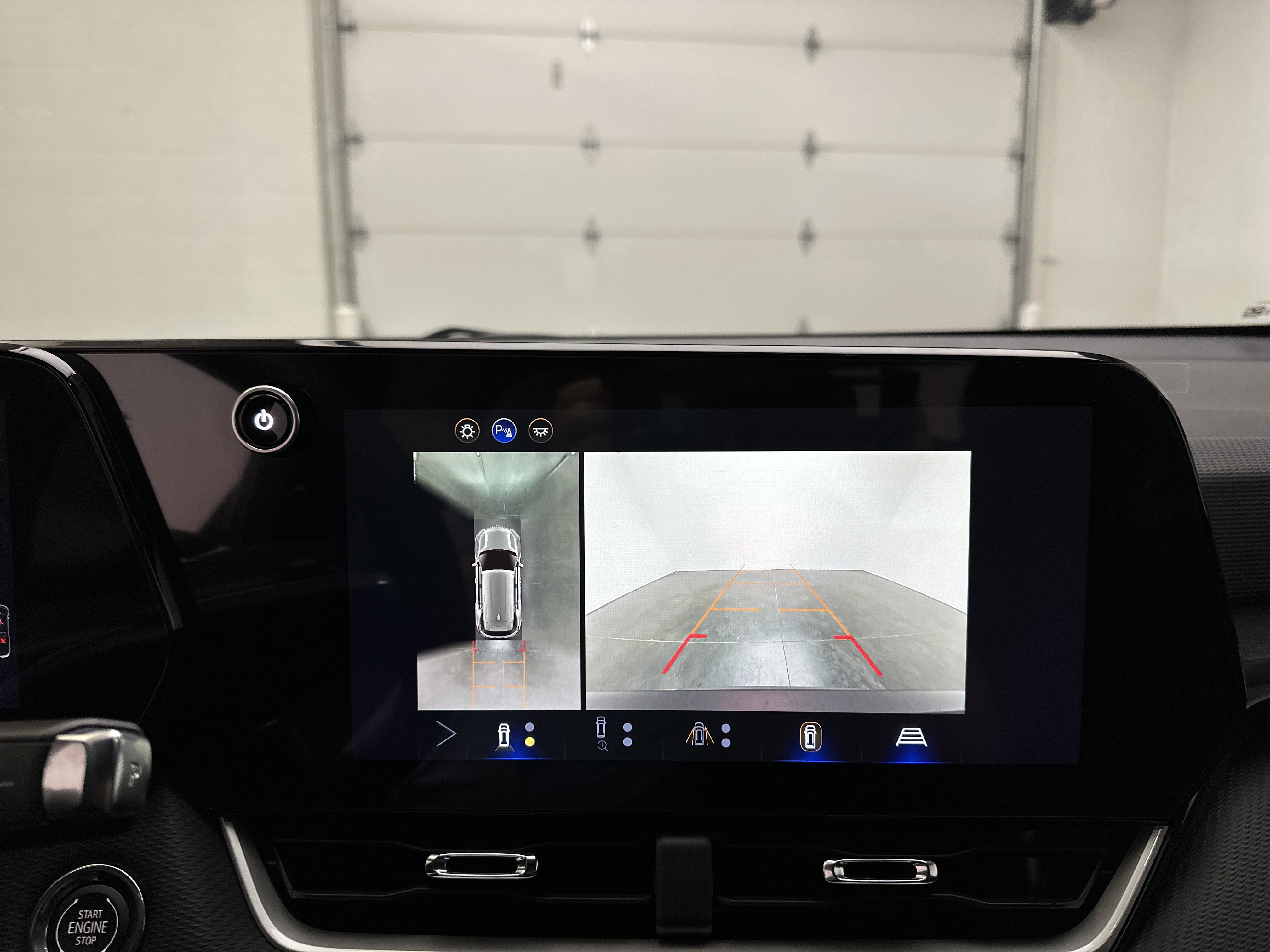 New 2026 Chevrolet Equinox LT w/ Safety and Technology Package image 32
