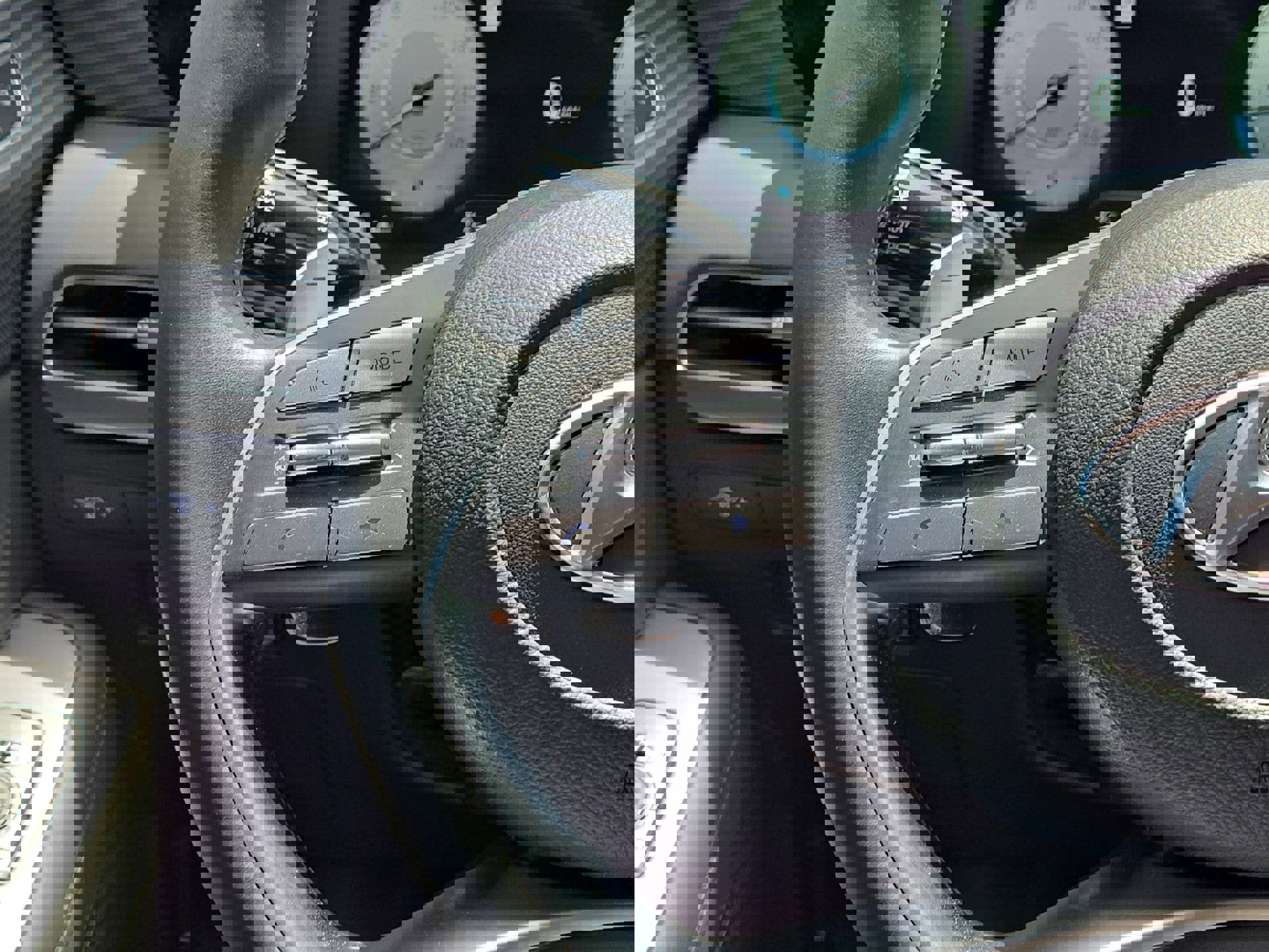 Used 2024 Hyundai Palisade Limited FWD image 21