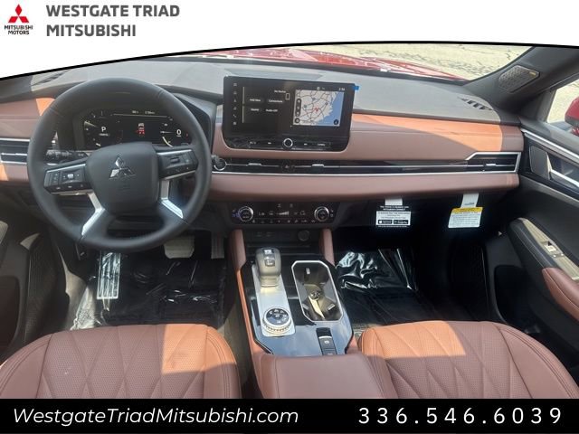 New 2025 Mitsubishi Outlander SEL image 13