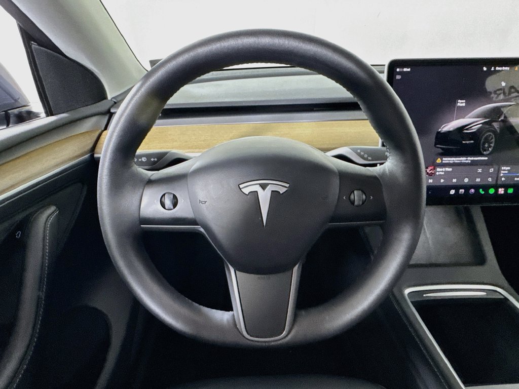 Used 2023 Tesla Model Y Long Range AWD/4WD image 11