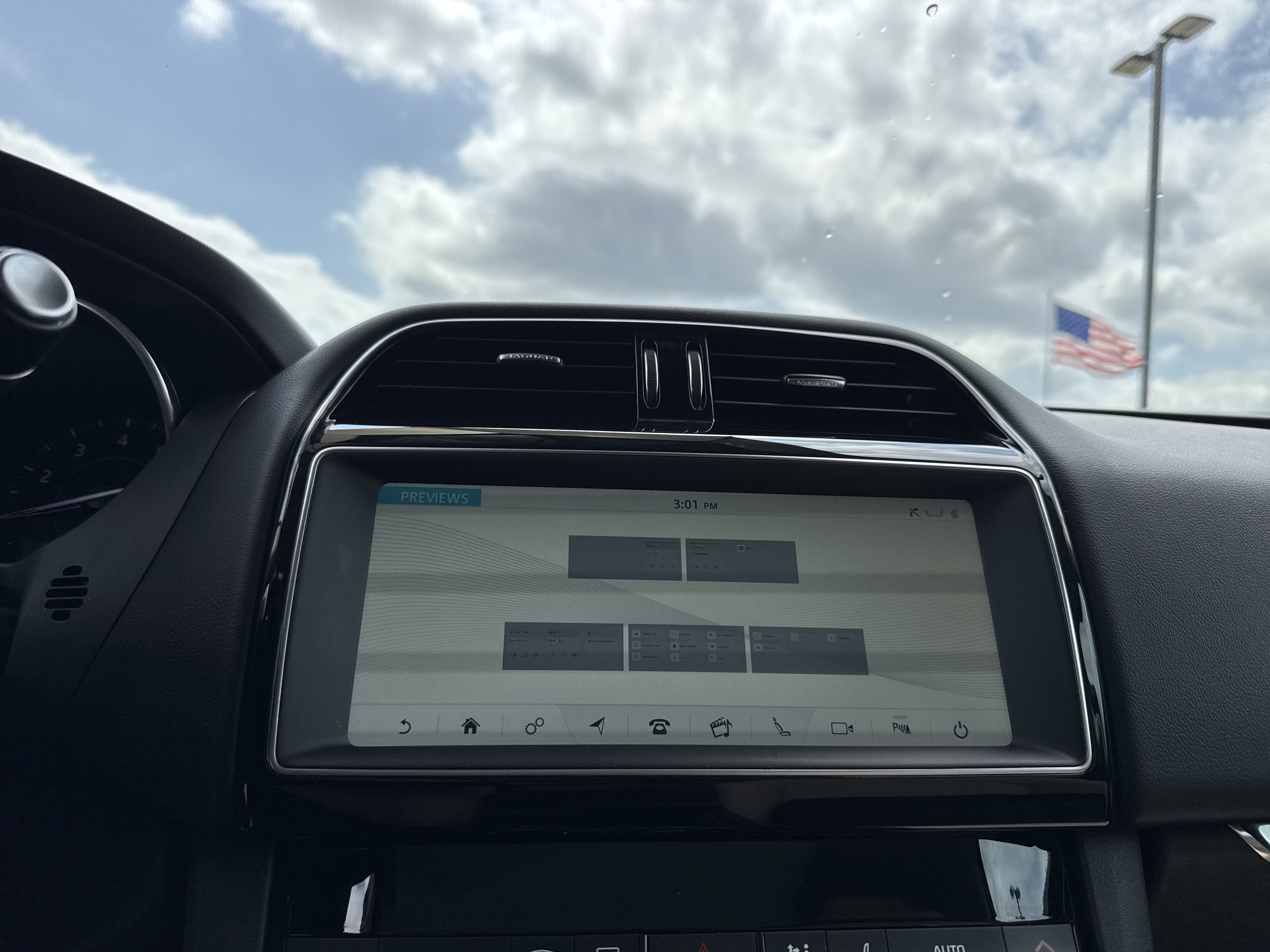 Used 2019 Jaguar F-PACE Premium AWD/4WD image 24