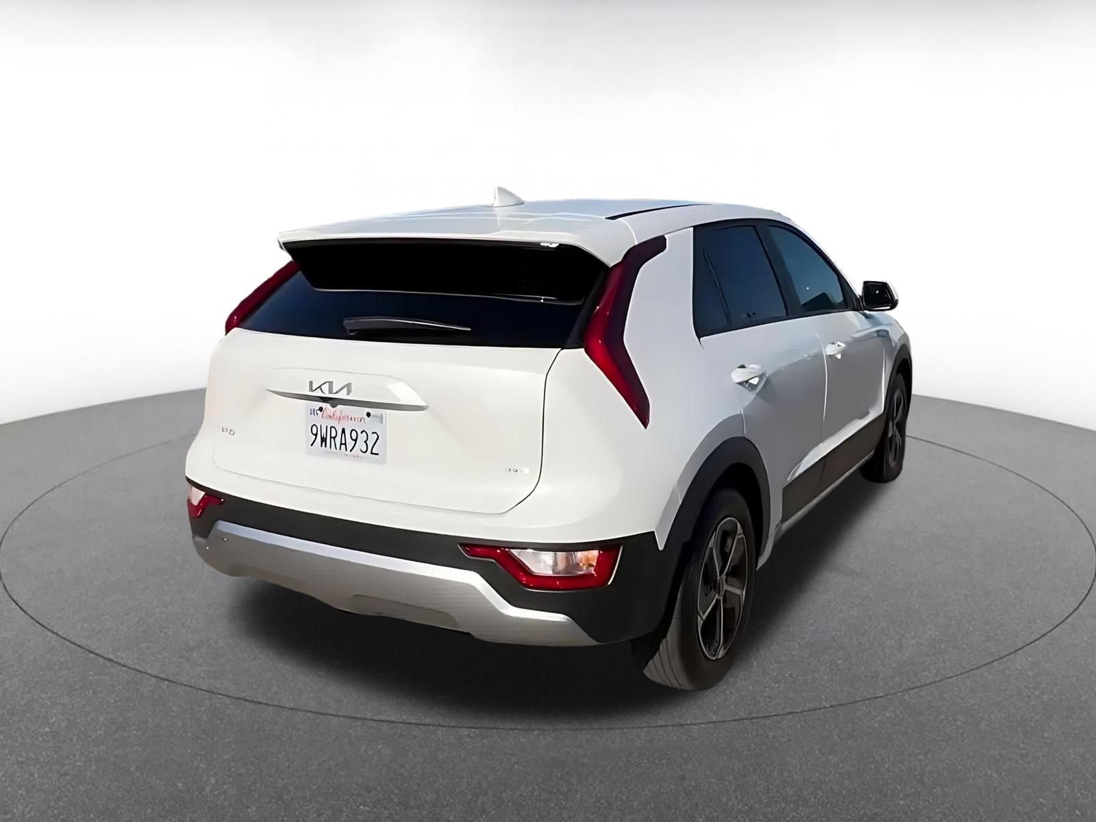 Used 2026 Kia Niro LX FWD image 14