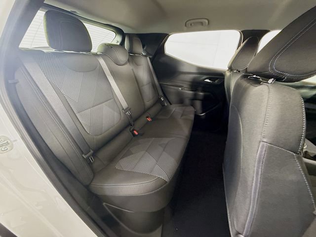 New 2027 Chevrolet Bolt LT w/ Comfort Package FWD image 30