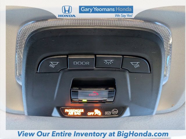 Used 2023 Toyota Corolla Cross LE AWD/4WD image 30