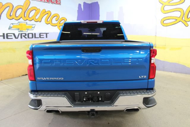 Used 2022 Chevrolet Silverado 1500 LTZ w/ Z71 Off-Road Package AWD/4WD image 7
