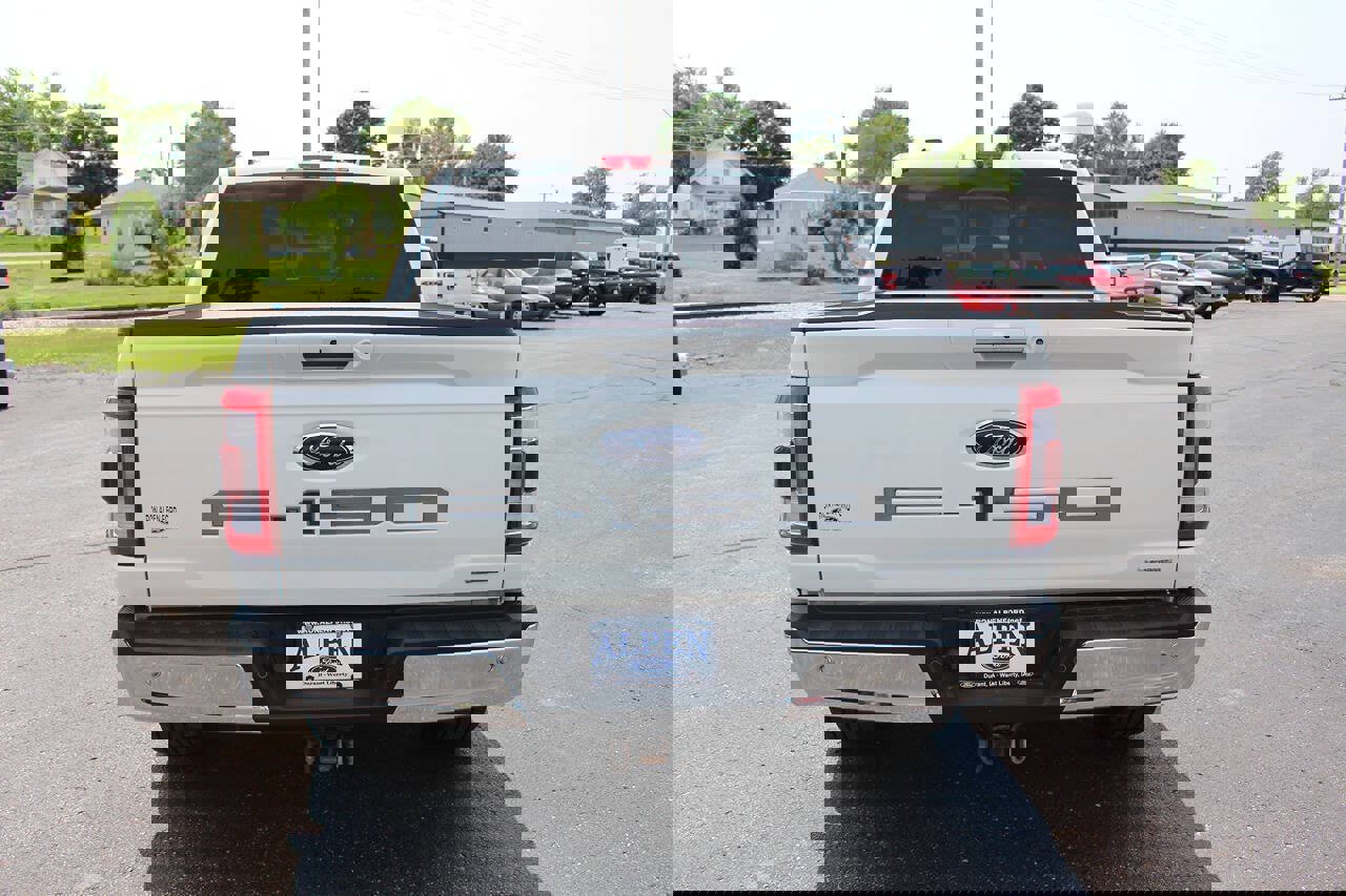 Used 2021 Ford F150 Lariat image 19