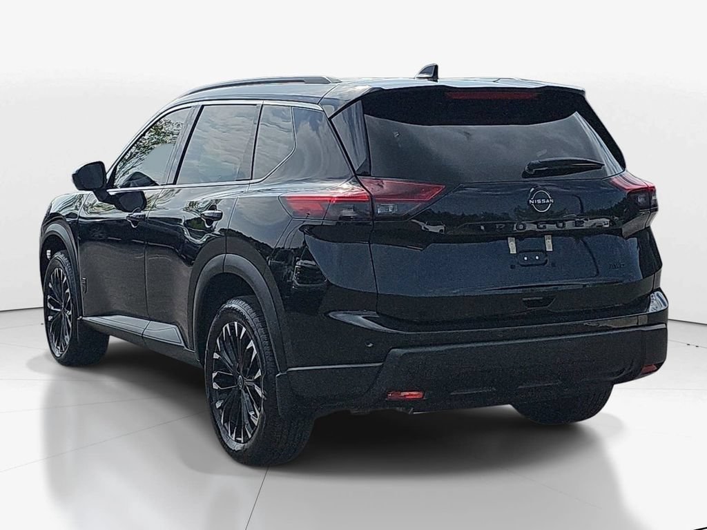 Used 2026 Nissan Rogue Dark Armor AWD/4WD image 8